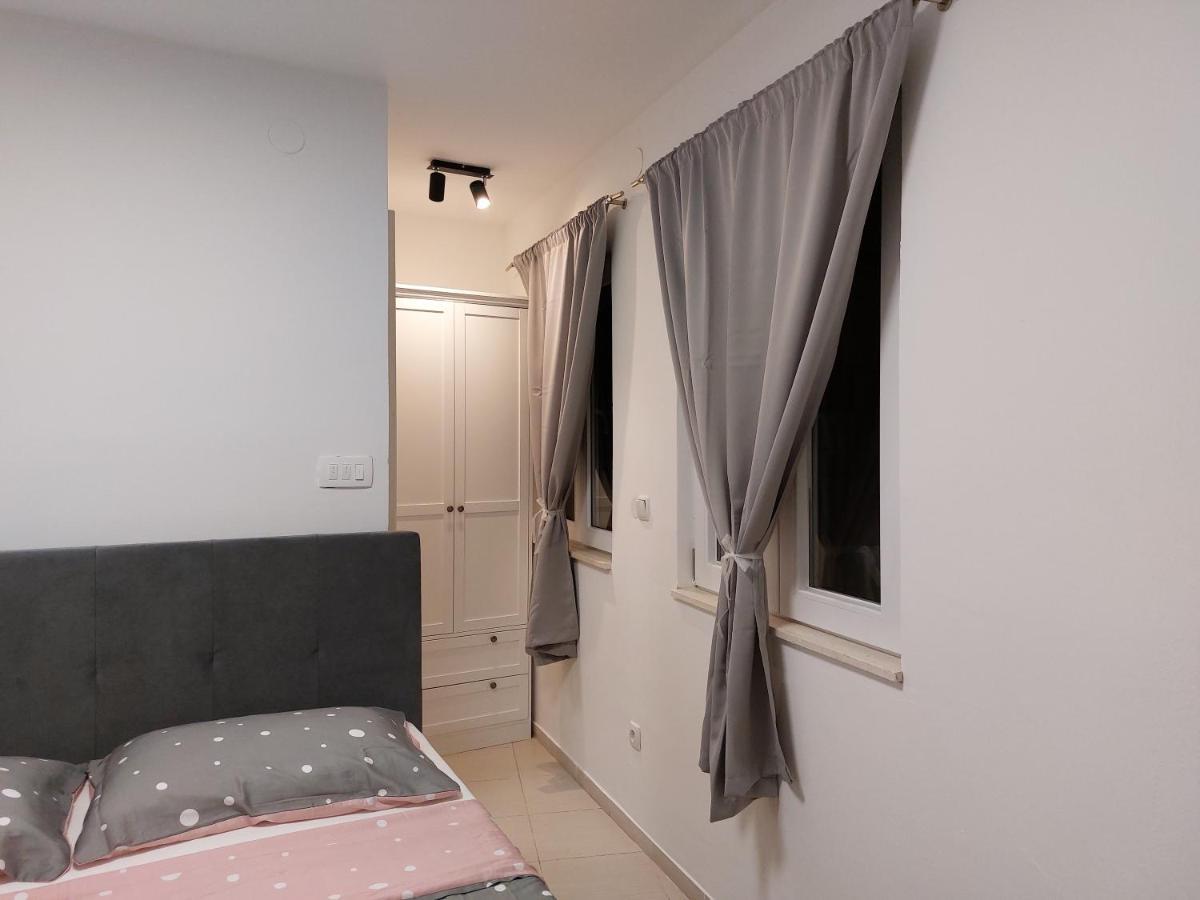 Guest House Vitaro Split Bagian luar foto